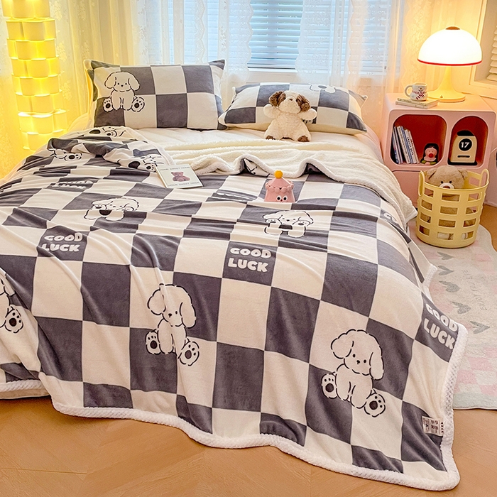 91家纺网 家纺一手货源 找家纺 锦润家纺 2025年新款牛奶绒羊羔绒AB版包边毛毯好运小狗