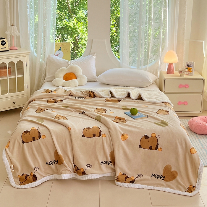 91家纺网 家纺一手货源 找家纺 锦润家纺 2025年新款牛奶绒羊羔绒AB版包边毛毯卡皮巴拉