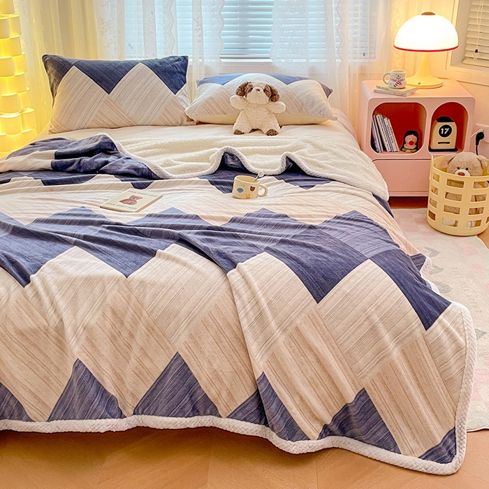 91家纺网 家纺一手货源 找家纺 锦润家纺 2025年新款牛奶绒羊羔绒AB版包边毛毯菱形米兰