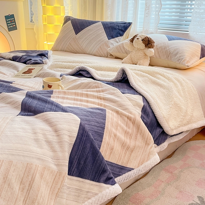 91家纺网 家纺一手货源 找家纺 锦润家纺 2025年新款牛奶绒羊羔绒AB版包边毛毯菱形米兰