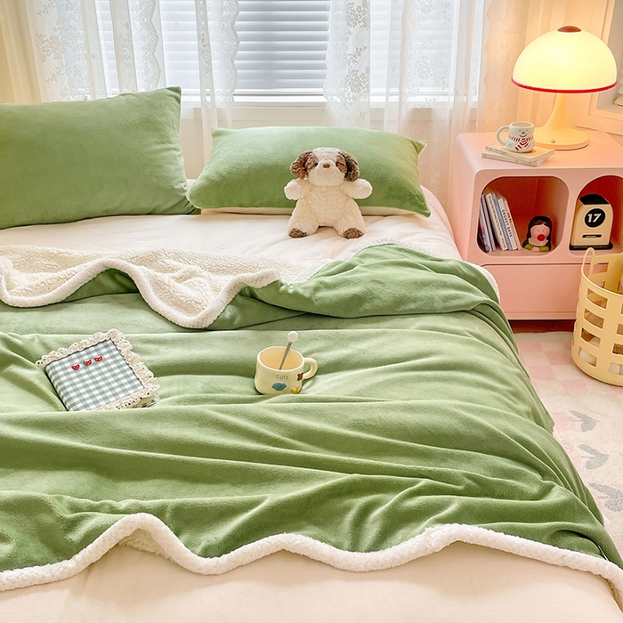 91家纺网 家纺一手货源 找家纺 锦润家纺 2025年新款牛奶绒羊羔绒AB版包边毛毯奶绿