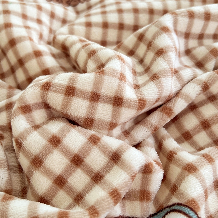 91家纺网 家纺一手货源 找家纺 锦润家纺 2025年新款牛奶绒羊羔绒AB版包边毛毯你好凯蒂