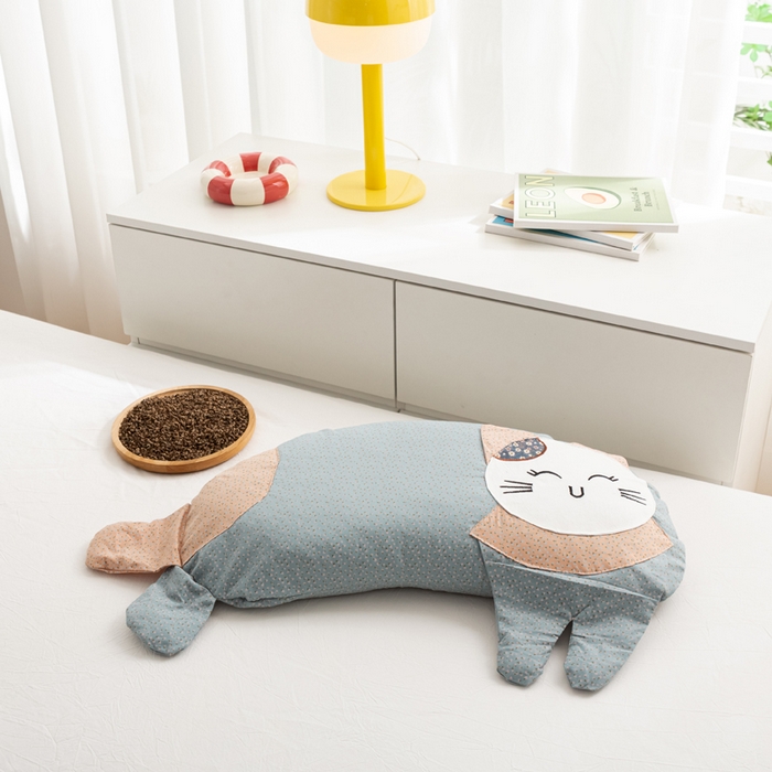 91家纺网 家纺一手货源 找家纺 （总）萌番宝 2025新款春夏新款慵懒觉觉猫卡通荞麦枕