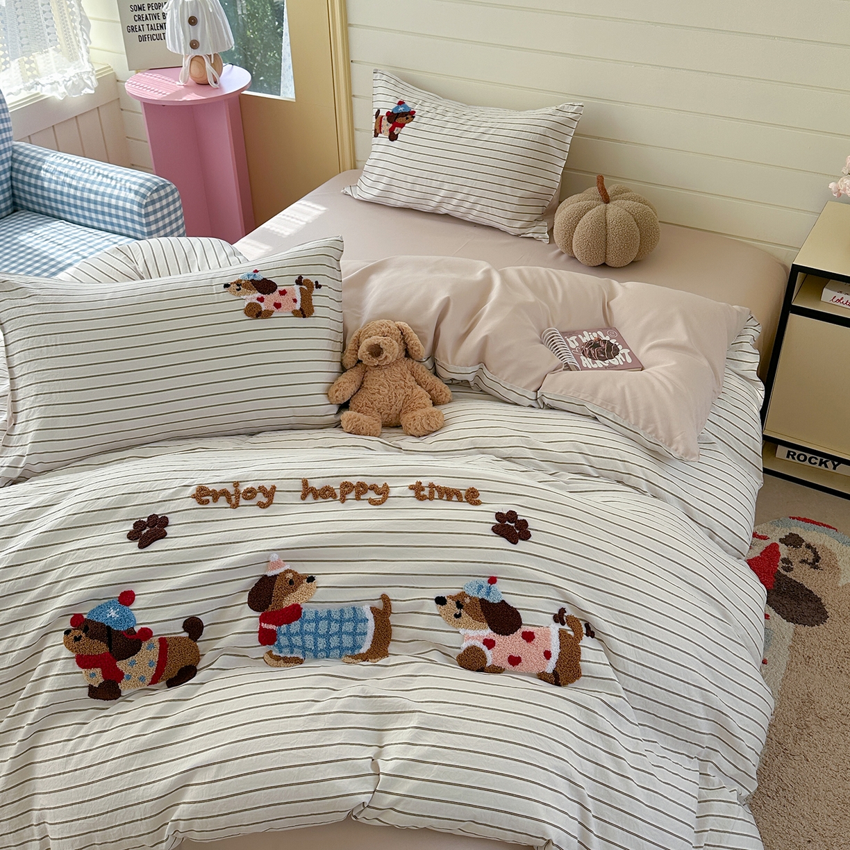 91家纺网 家纺一手货源 找家纺 （总）优悦生活馆 2025新款水洗棉毛巾绣四件套-摩卡酱