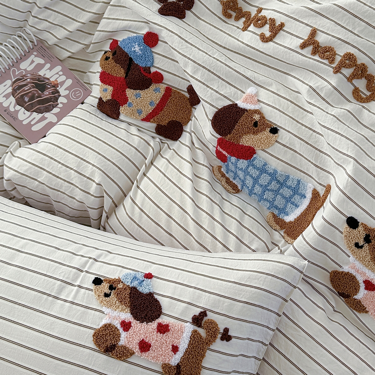 91家纺网 家纺一手货源 找家纺 优悦生活馆 2025新款水洗棉毛巾绣四件套-摩卡酱 摩卡酱-米色