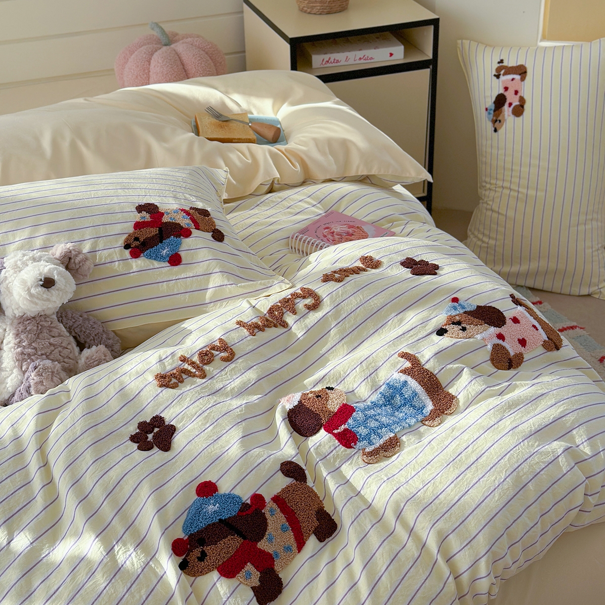 91家纺网 家纺一手货源 找家纺 优悦生活馆 2025新款水洗棉毛巾绣四件套-摩卡酱 摩卡酱-黄色