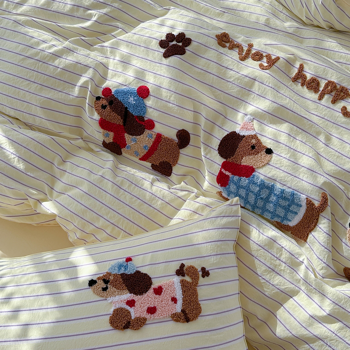 91家纺网 家纺一手货源 找家纺 优悦生活馆 2025新款水洗棉毛巾绣四件套-摩卡酱 摩卡酱-黄色