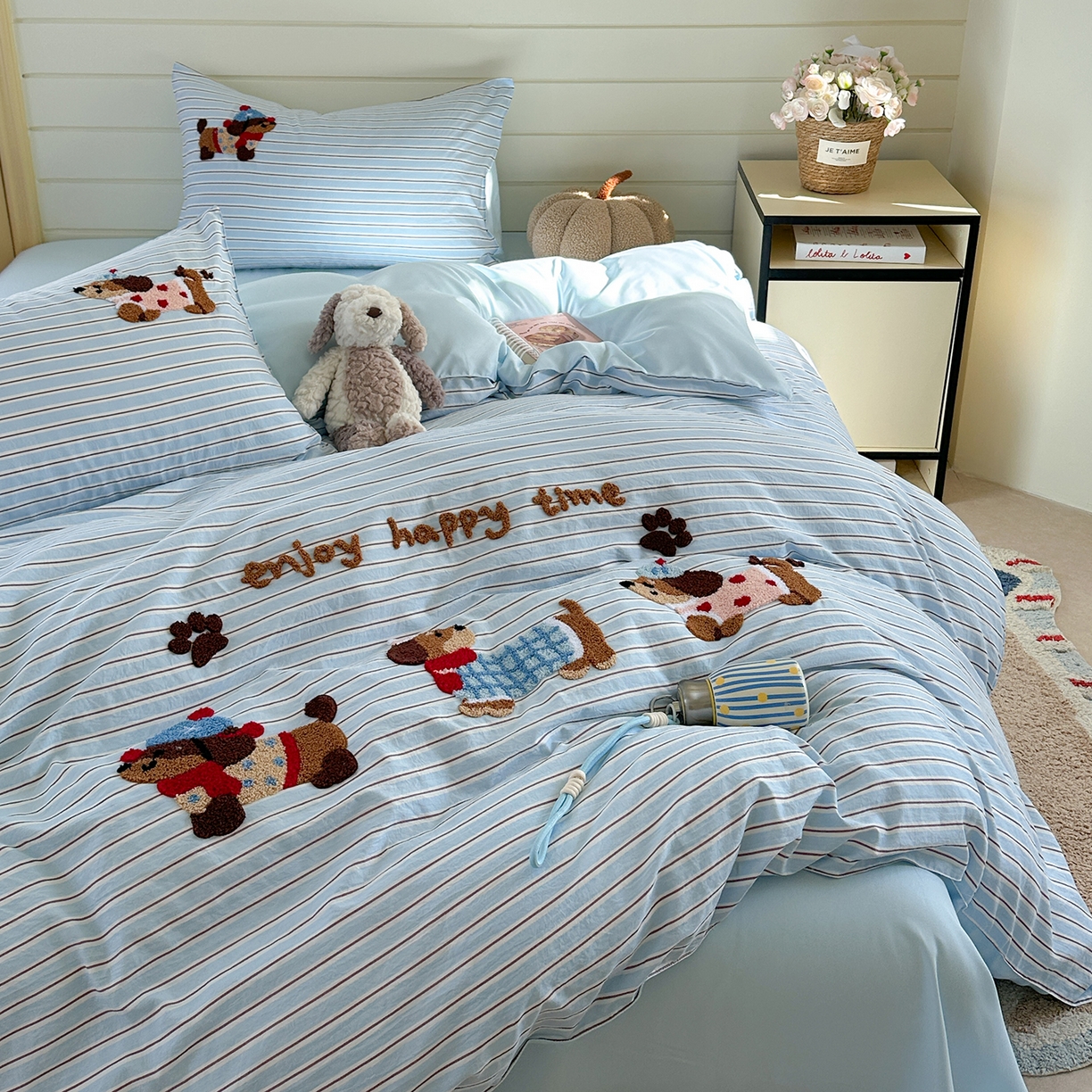 91家纺网 家纺一手货源 找家纺 优悦生活馆 2025新款水洗棉毛巾绣四件套-摩卡酱 摩卡酱-蓝色