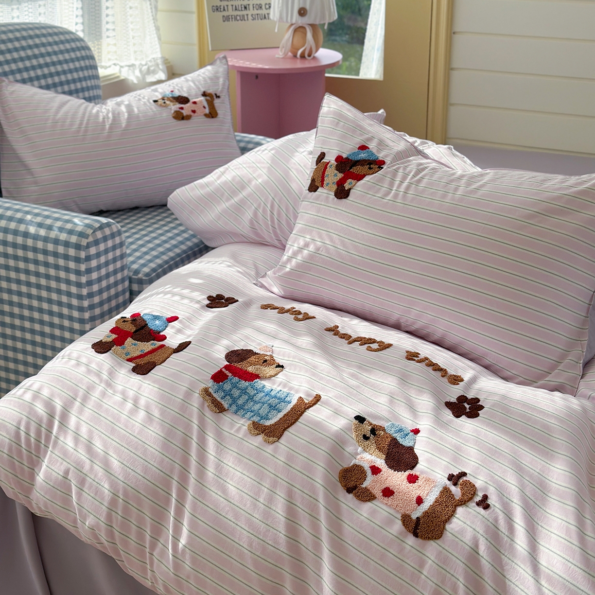 91家纺网 家纺一手货源 找家纺 优悦生活馆 2025新款水洗棉毛巾绣四件套-摩卡酱 摩卡酱-紫色