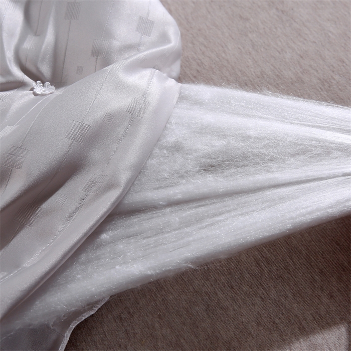 91家纺网 家纺一手货源 找家纺 恒鑫家纺 2025新款提花蚕丝被 高级灰