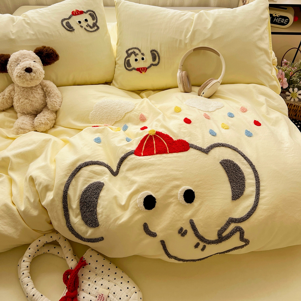 91家纺网 家纺一手货源 找家纺 （总）凯洛奇 2025新款软糯水洗棉毛巾绣卡通四件套-奶油小象