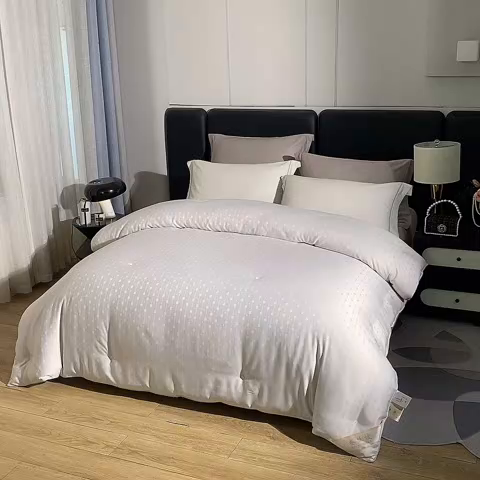 91家纺网 家纺一手货源 找家纺 恒鑫家纺 2025新款提花蚕丝被 高级灰