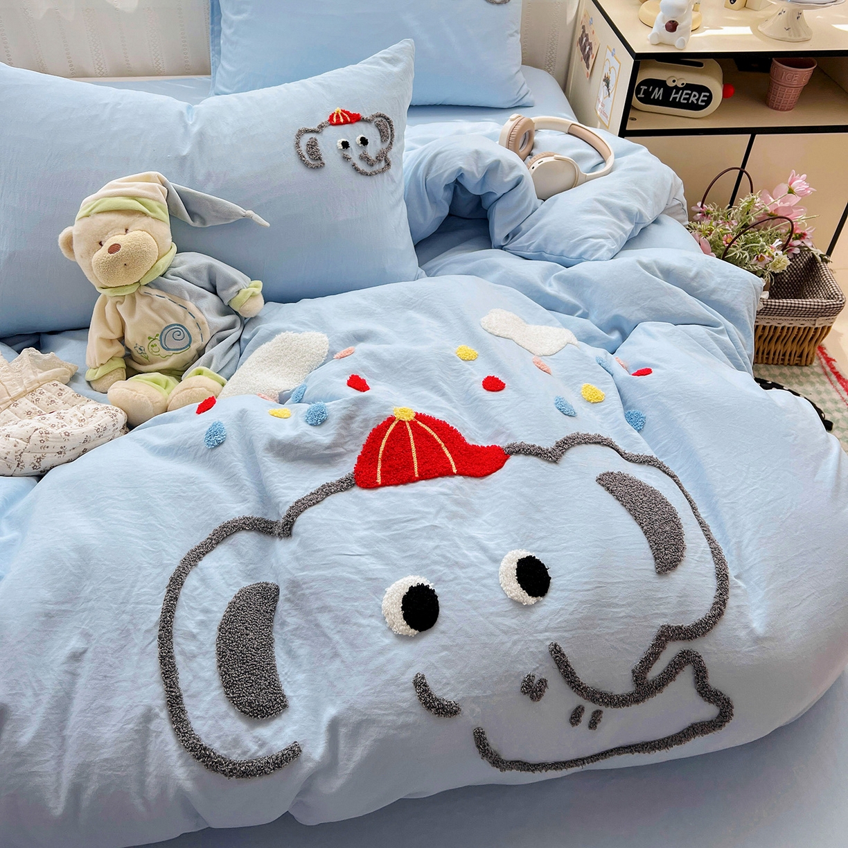 91家纺网 家纺一手货源 找家纺 凯洛奇 2025新款软糯水洗棉毛巾绣卡通四件套-奶油小象 奶油小象-蓝