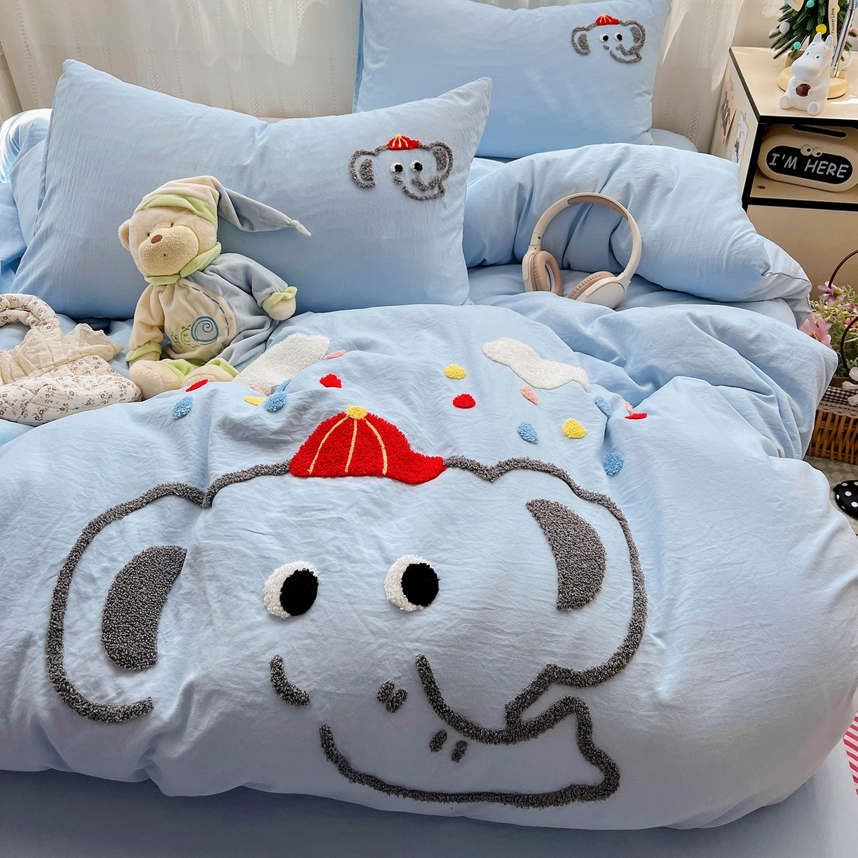 91家纺网 家纺一手货源 找家纺 凯洛奇 2025新款软糯水洗棉毛巾绣卡通四件套-奶油小象 奶油小象-蓝