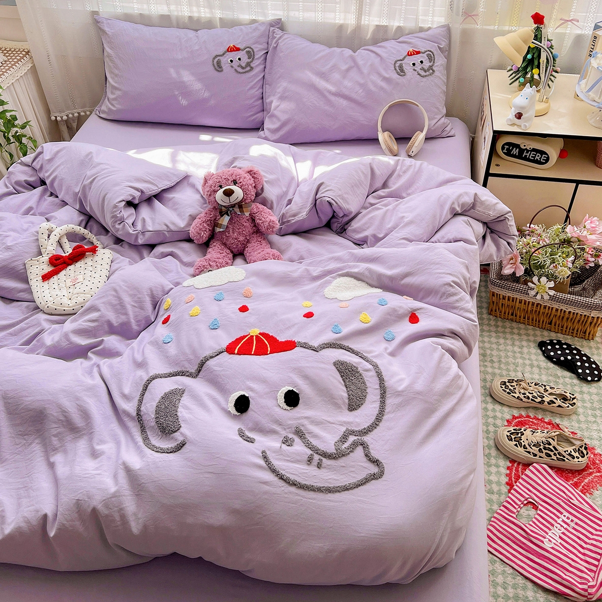 91家纺网 家纺一手货源 找家纺 凯洛奇 2025新款软糯水洗棉毛巾绣卡通四件套-奶油小象 奶油小象-紫