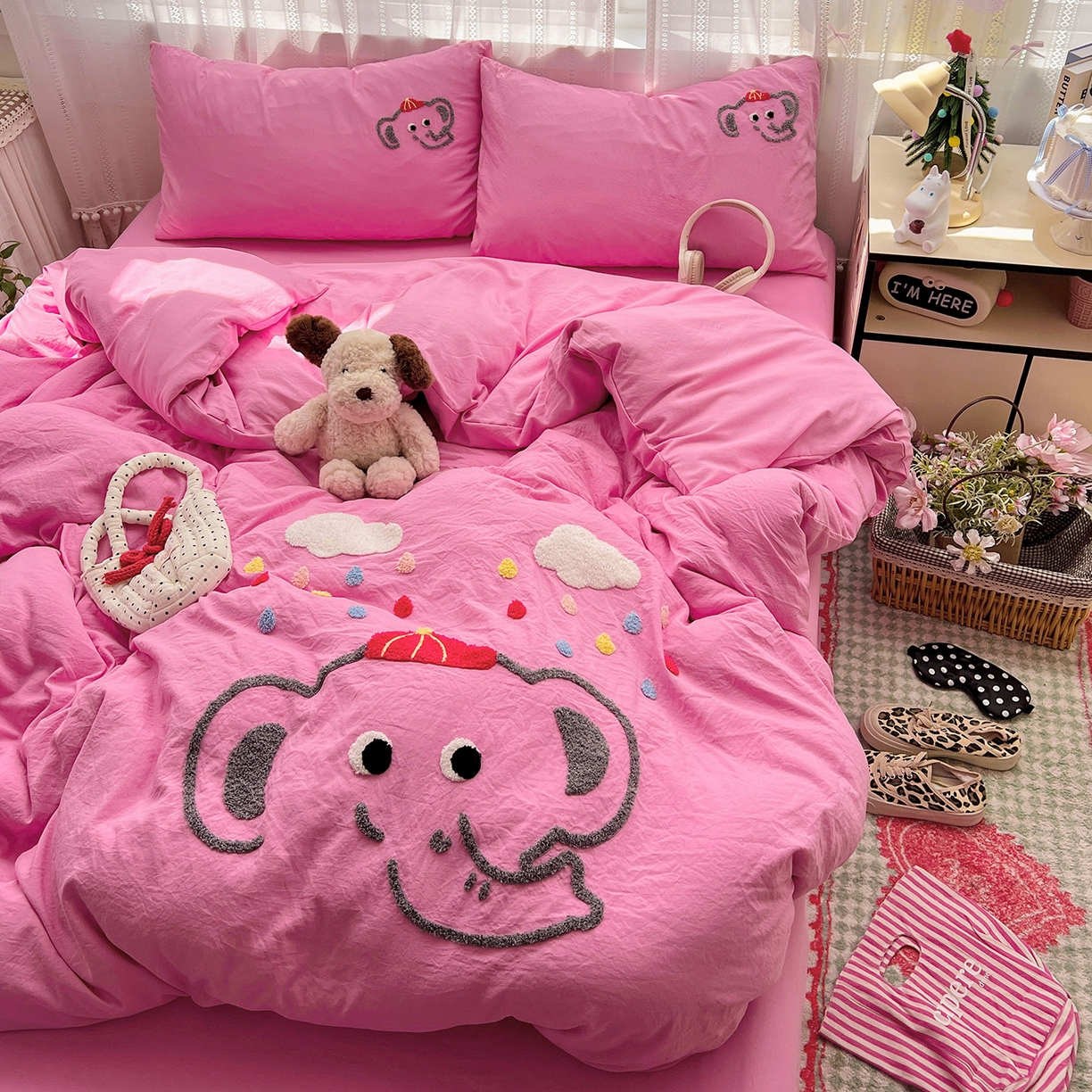 91家纺网 家纺一手货源 找家纺 凯洛奇 2025新款软糯水洗棉毛巾绣卡通四件套-奶油小象 奶油小象-玫红