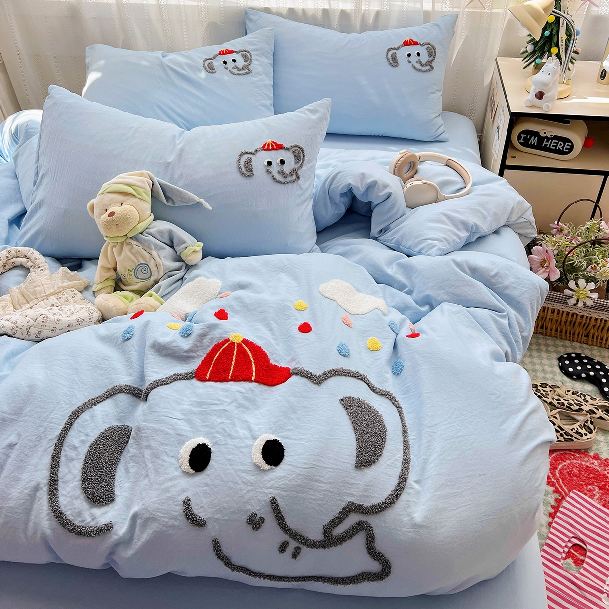 91家纺网 家纺一手货源 找家纺 凯洛奇 2025新款软糯水洗棉毛巾绣卡通四件套-奶油小象 奶油小象-蓝