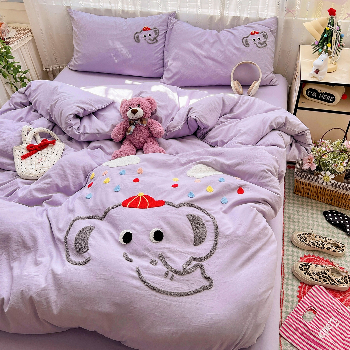 91家纺网 家纺一手货源 找家纺 凯洛奇 2025新款软糯水洗棉毛巾绣卡通四件套-奶油小象 奶油小象-紫