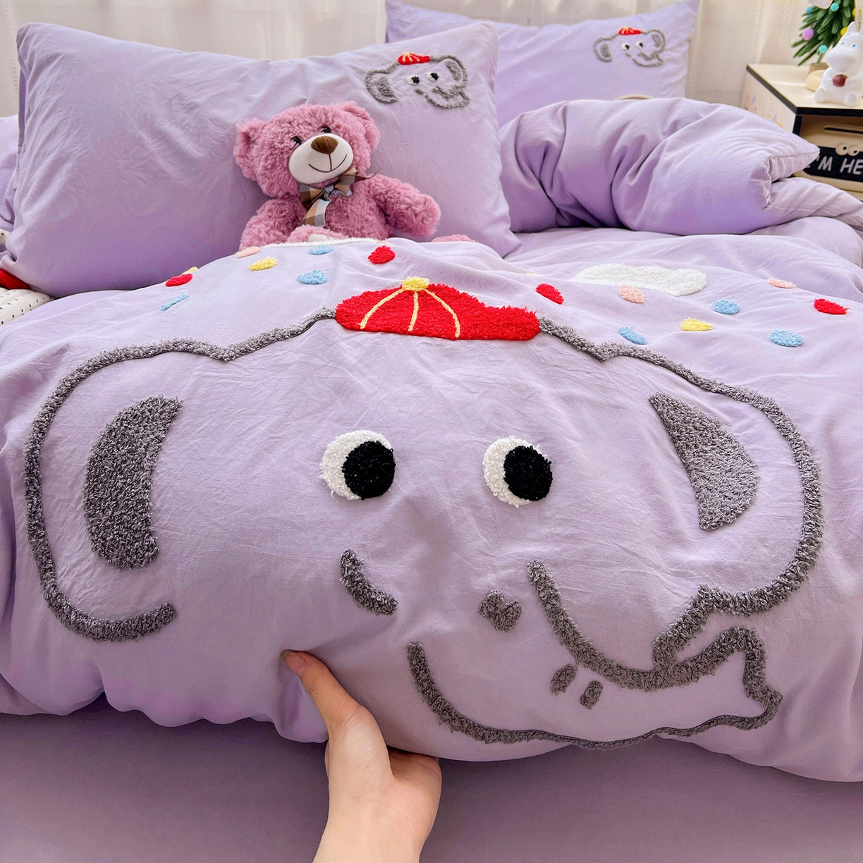 91家纺网 家纺一手货源 找家纺 （总）凯洛奇 2025新款软糯水洗棉毛巾绣卡通四件套-奶油小象