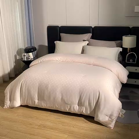 91家纺网 家纺一手货源 找家纺 恒鑫家纺 2025新款提花蚕丝被 美人玉