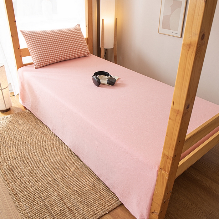 91家纺网 家纺一手货源 找家纺 九沐良品 2025新款亲肤舒适学生宿舍上下铺三件套六件套大礼包宿舍三件套上下铺三件套 粉小格