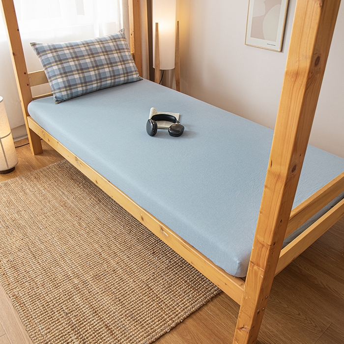 91家纺网 家纺一手货源 找家纺 九沐良品 2025新款亲肤舒适学生宿舍上下铺三件套六件套大礼包宿舍三件套上下铺三件套 莫妮卡兰