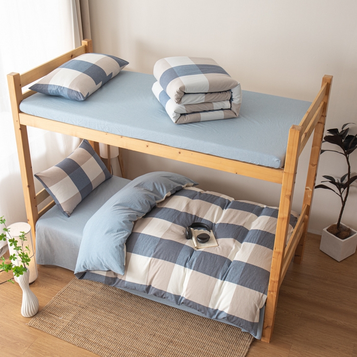 91家纺网 家纺一手货源 找家纺 九沐良品 2025新款亲肤舒适学生宿舍上下铺三件套六件套大礼包宿舍三件套上下铺三件套 蓝大格