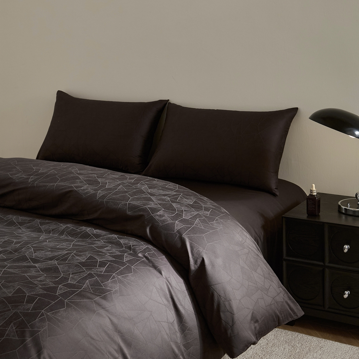 ONE TWO ONE 1212025新款高支高密长绒棉贡缎精工提花四件套-璀璨光影（为了各位老板们都有利润空间，平台控价券后不得低于228/318/338元，感谢您的配合与支持！！） 璀璨光影-竹咖