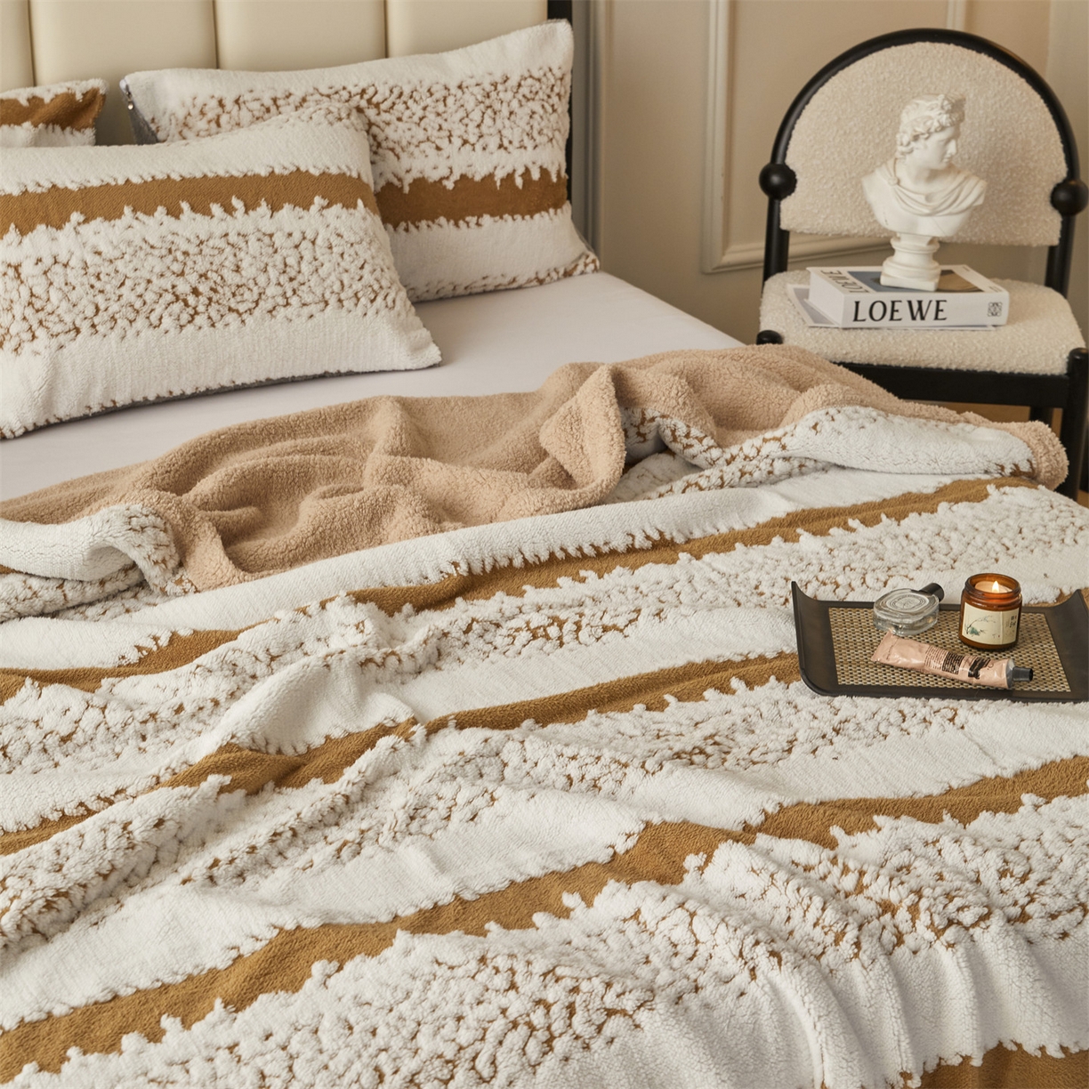 91家纺网 家纺一手货源 找家纺 （总）莱家富 2025新款双层加厚阳离子提花毛毯羊羔绒毛毯盖毯办公室午休毯