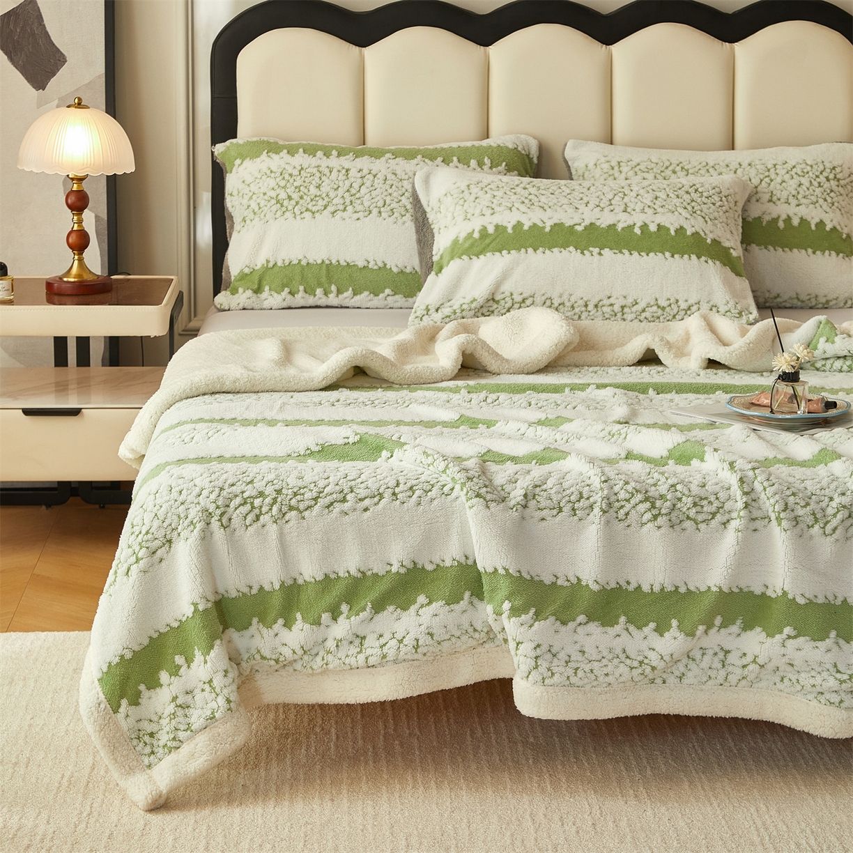 91家纺网 家纺一手货源 找家纺 莱家富 2026新款双层加厚阳离子提花毛毯羊羔绒毛毯盖毯办公室午休毯 浔彩-果绿