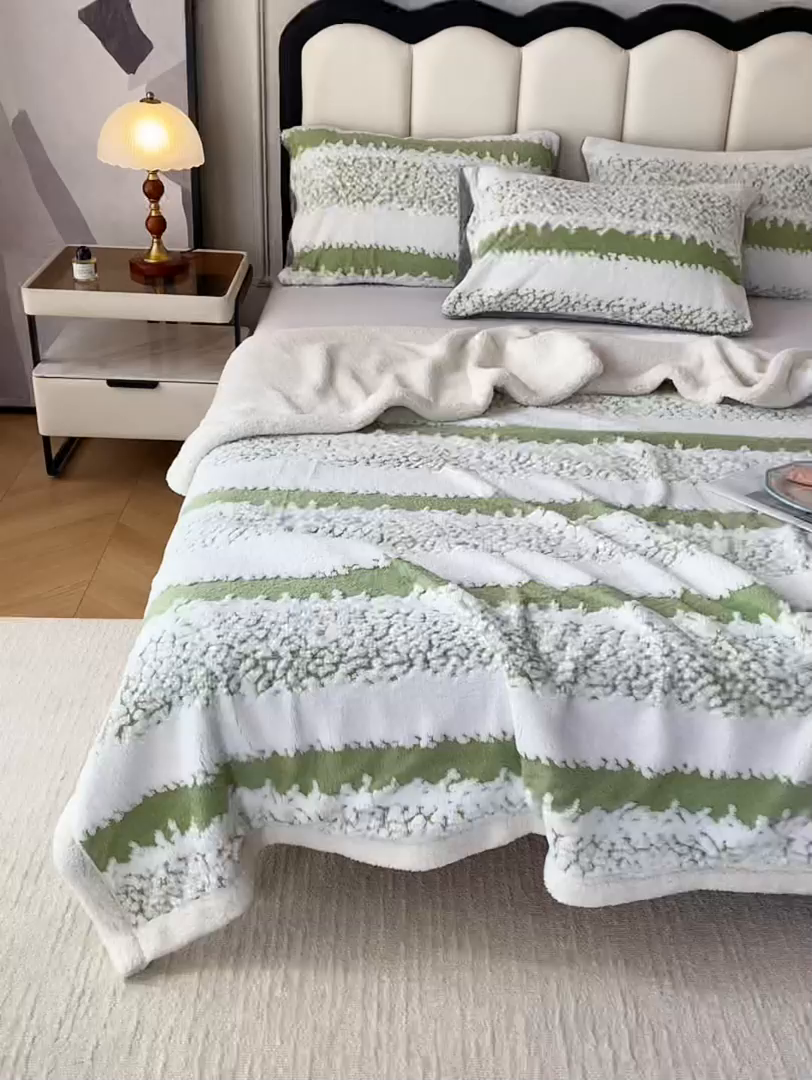 91家纺网 家纺一手货源 找家纺 莱家富 2026新款双层加厚阳离子提花毛毯羊羔绒毛毯盖毯办公室午休毯 浔彩-果绿