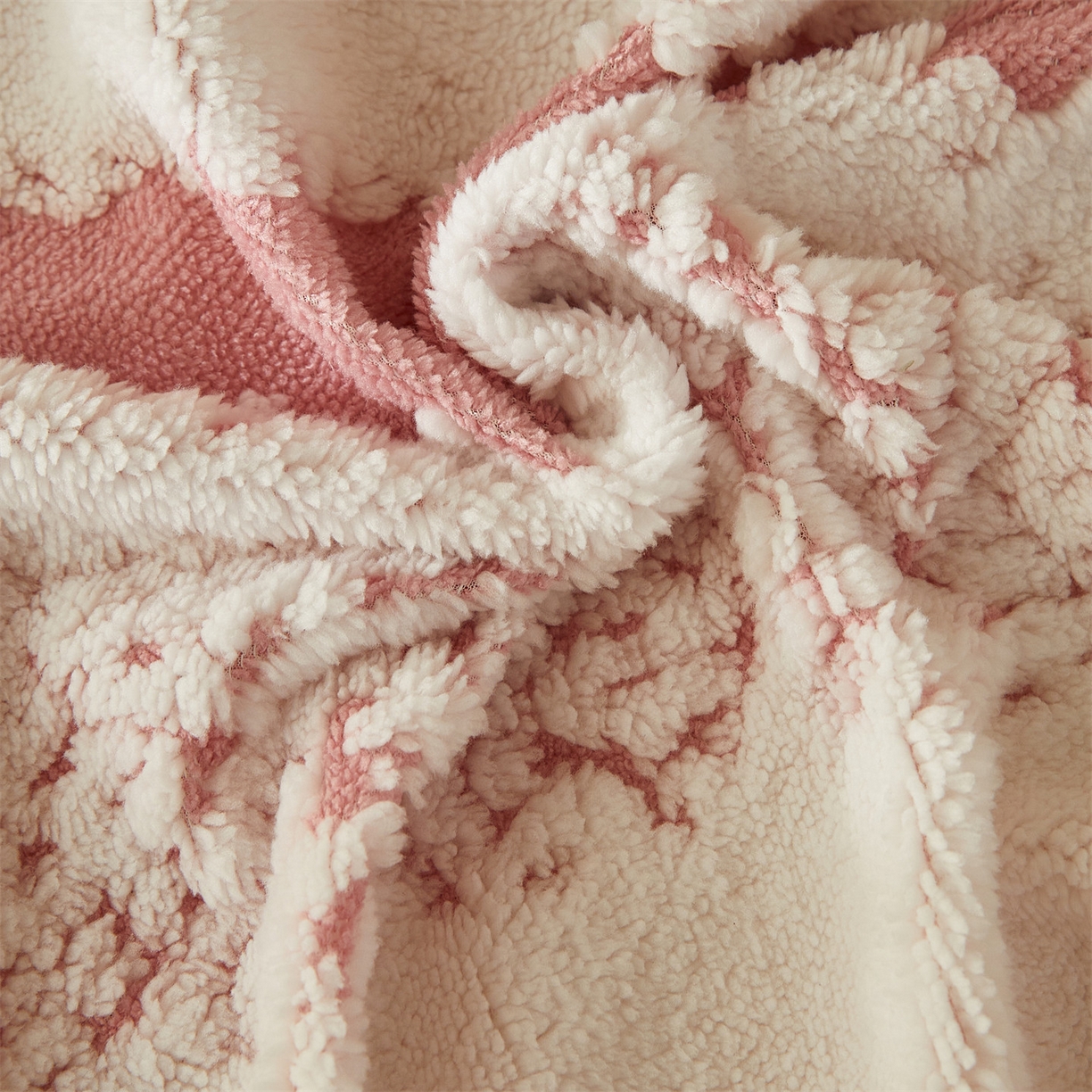 91家纺网 家纺一手货源 找家纺 莱家富 2026新款双层加厚阳离子提花毛毯羊羔绒毛毯盖毯办公室午休毯 浔彩-豆沙