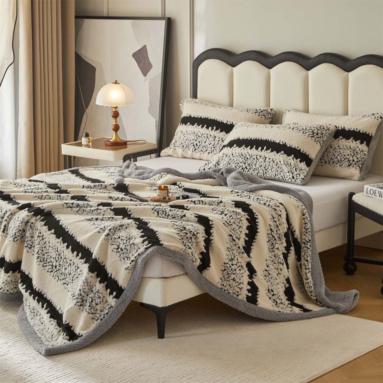 91家纺网 家纺一手货源 找家纺 莱家富 2026新款双层加厚阳离子提花毛毯羊羔绒毛毯盖毯办公室午休毯 浔彩-奶白