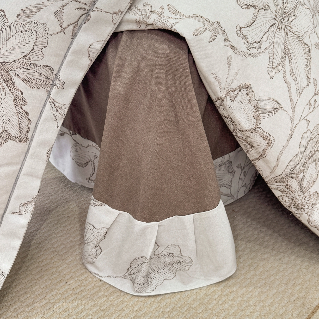 91家纺网 家纺一手货源 找家纺 凌鼎 2025新款100%全棉生态磨毛四件套系列1镜花水月咖