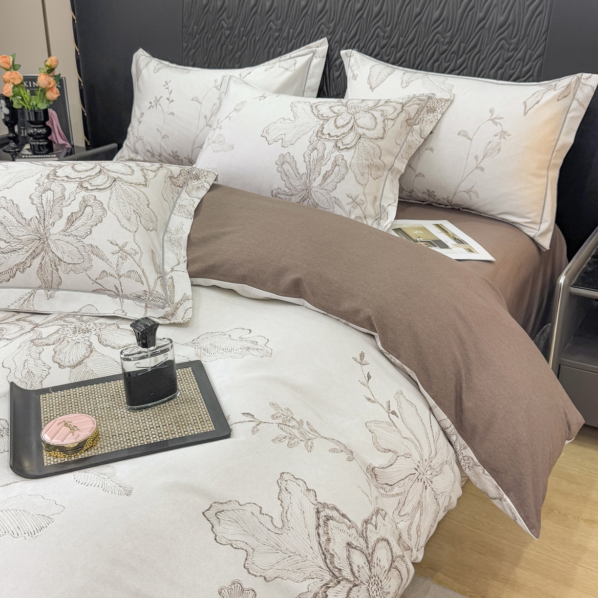 91家纺网 家纺一手货源 找家纺 凌鼎 2025新款100%全棉生态磨毛四件套系列1镜花水月咖