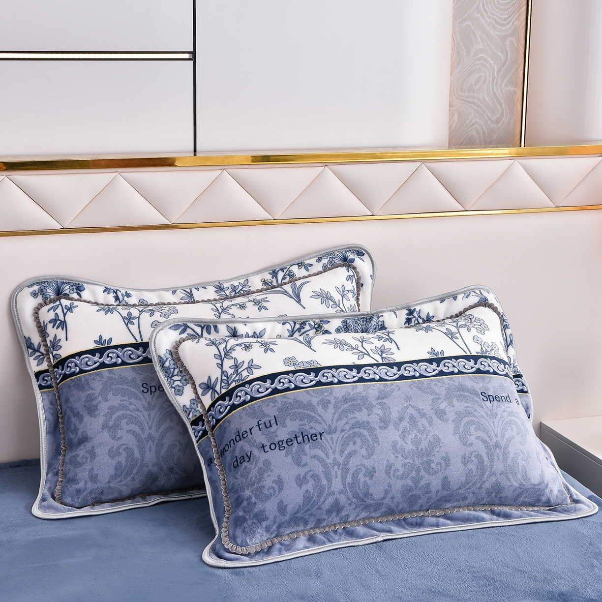 91家纺网 家纺一手货源 找家纺 启扬 2025直播爆款新款8.5斤加厚高克重牛奶绒四件套床裙款法莱绒宝宝绒金貂绒 相思叶语-灰