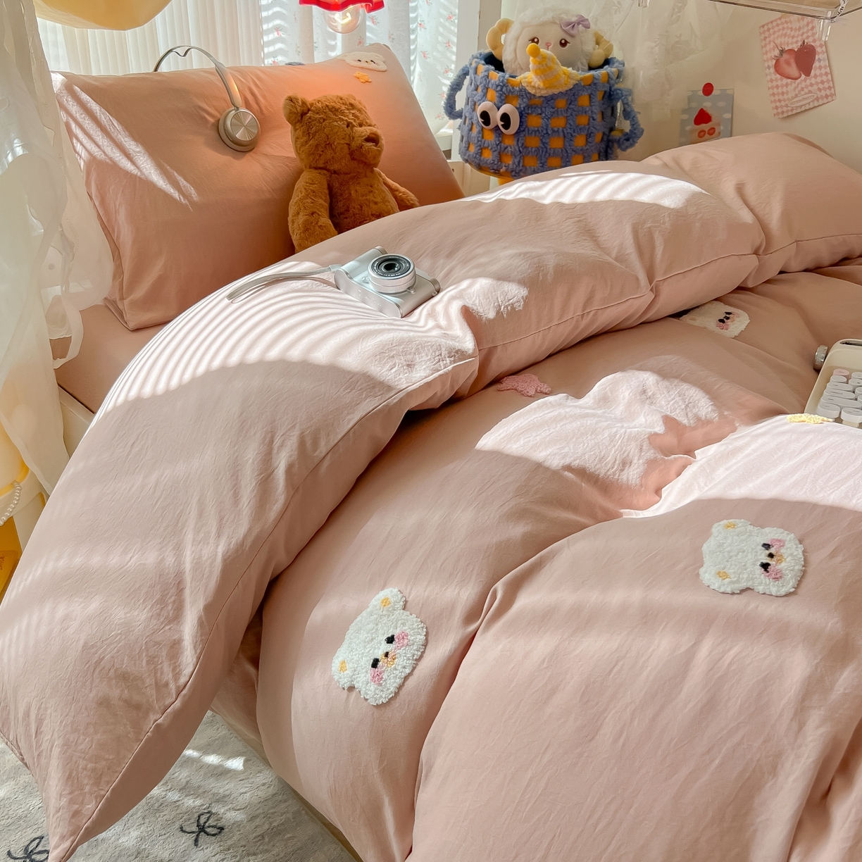 91家纺网 家纺一手货源 找家纺 韩巢家纺 2025新款学生宿舍寝室高低床水洗棉毛巾绣学生季被套床单三件套-幸运熊 幸运熊奶咖