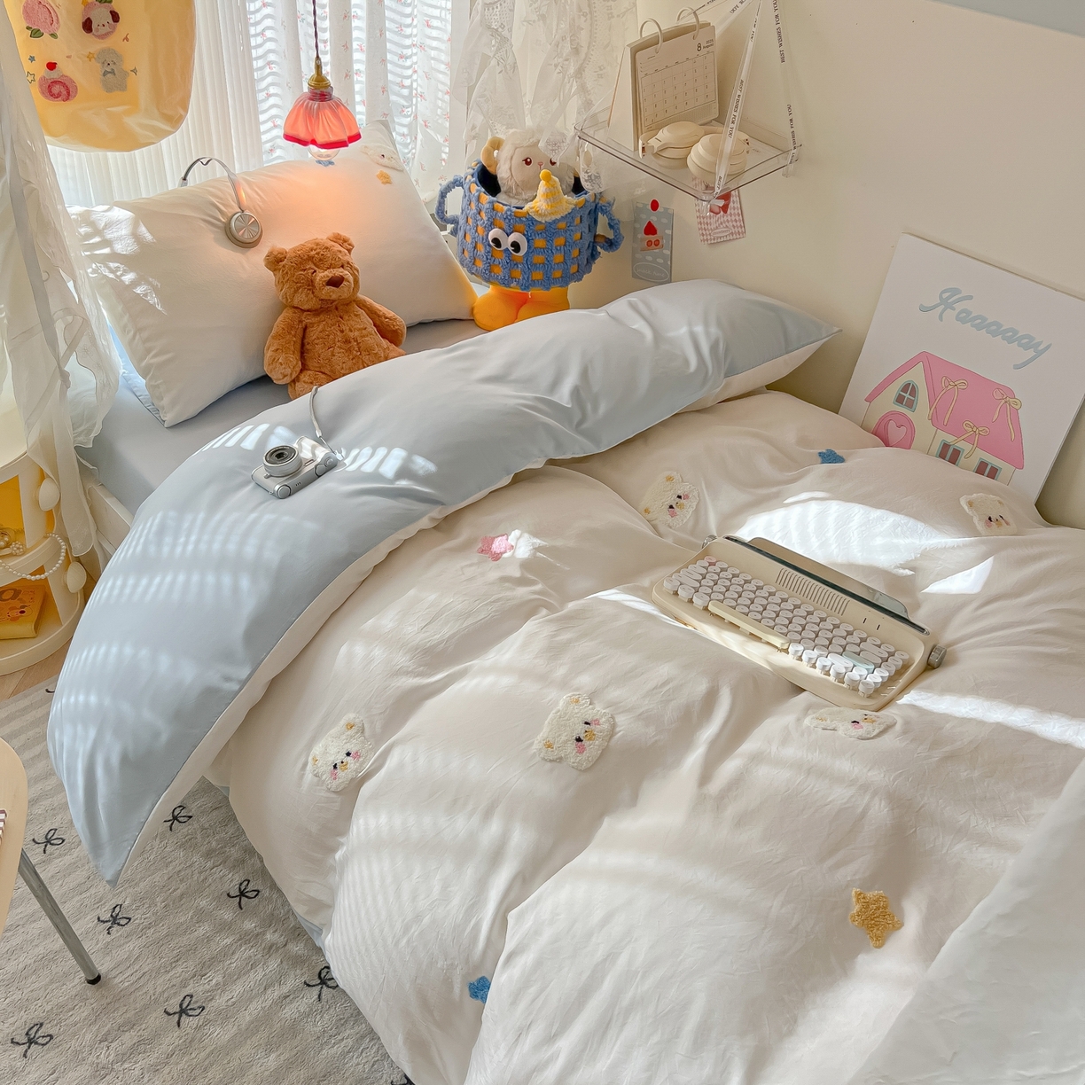 91家纺网 家纺一手货源 找家纺 韩巢家纺 2025新款学生宿舍寝室高低床水洗棉毛巾绣学生季被套床单三件套-幸运熊 幸运熊白蓝