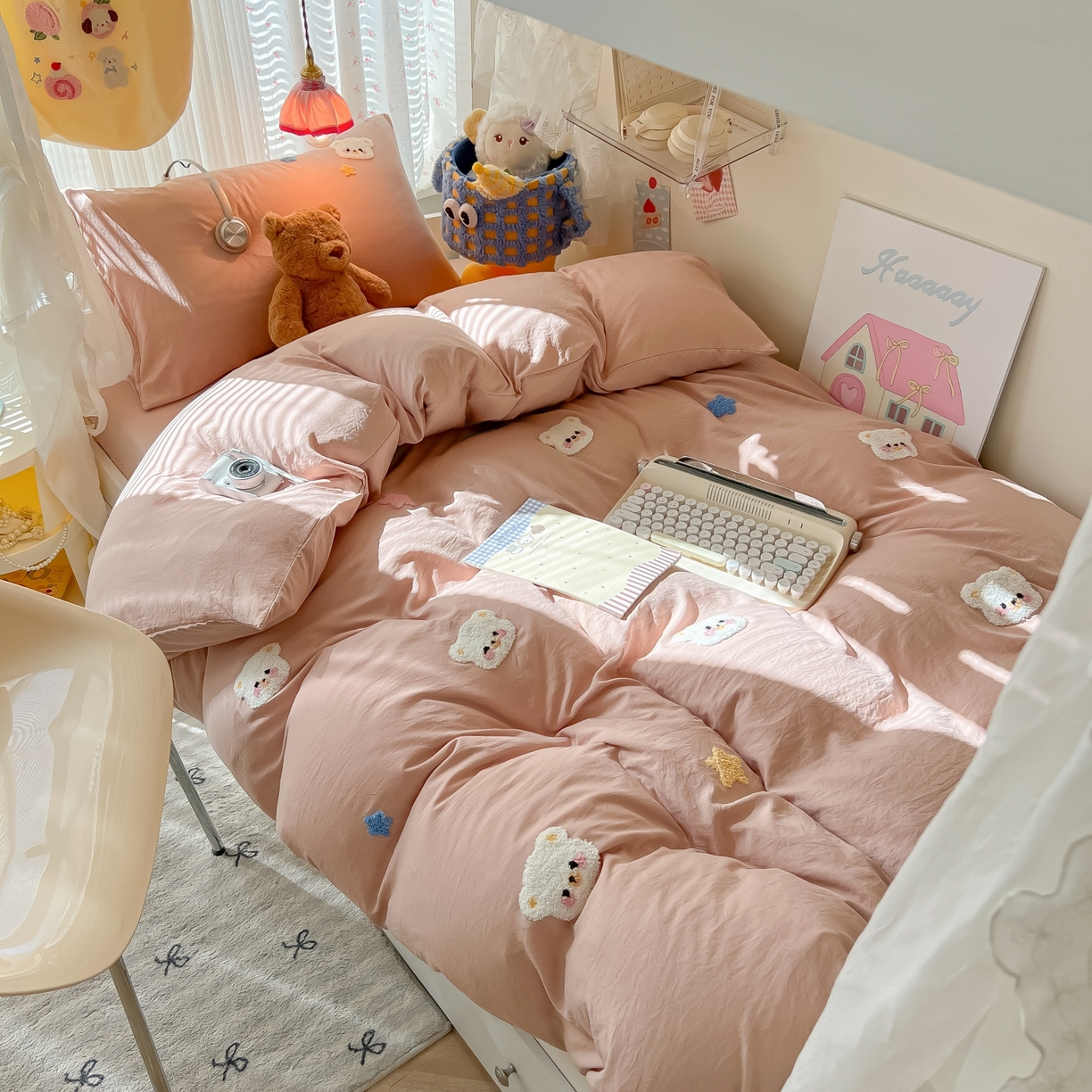 91家纺网 家纺一手货源 找家纺 韩巢家纺 2025新款学生宿舍寝室高低床水洗棉毛巾绣学生季被套床单三件套-幸运熊 幸运熊奶咖