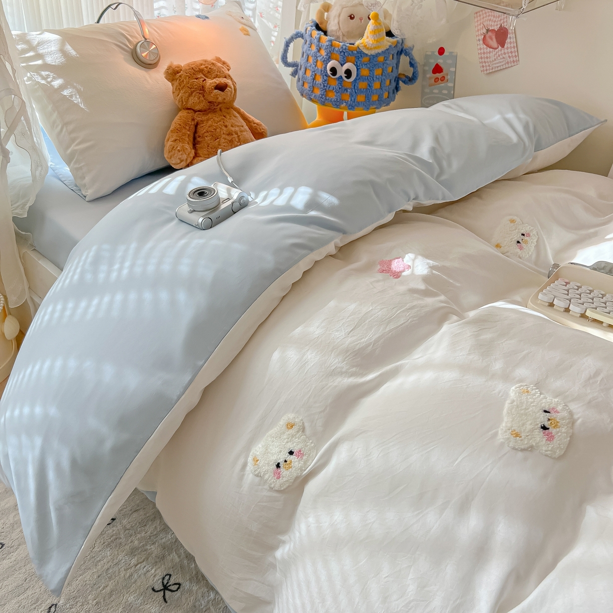 91家纺网 家纺一手货源 找家纺 韩巢家纺 2025新款学生宿舍寝室高低床水洗棉毛巾绣学生季被套床单三件套-幸运熊 幸运熊白蓝