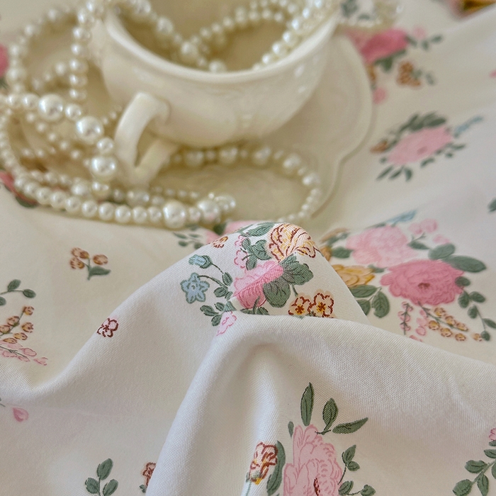 91家纺网 家纺一手货源 找家纺 易辰美 2025新款法式公主风夹棉床盖四件套 蔻依娜-粉