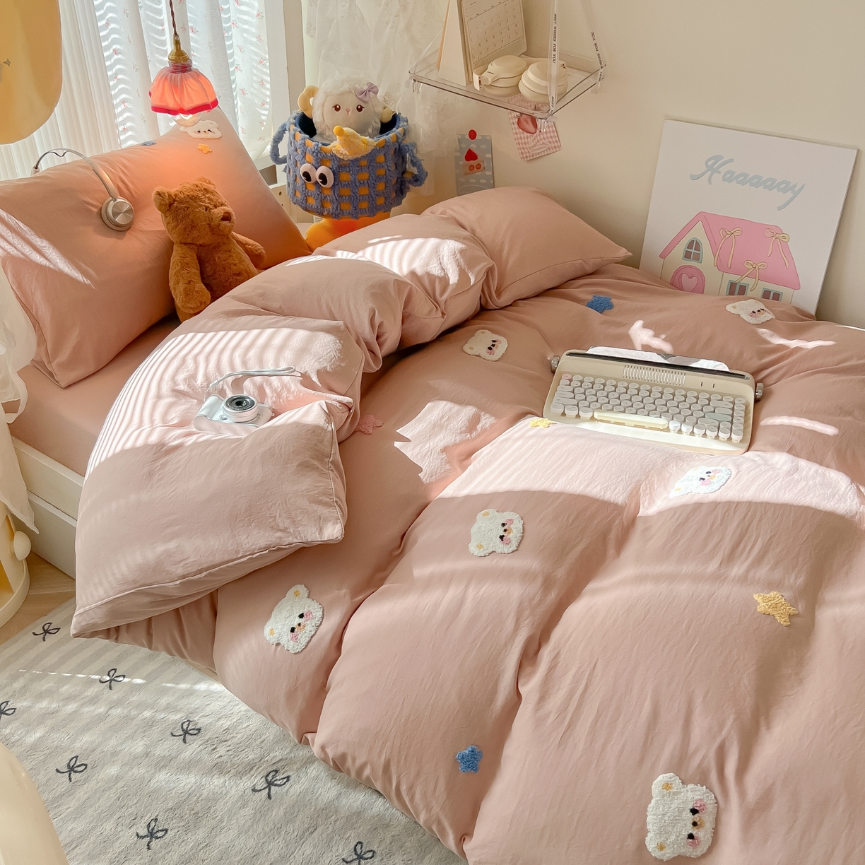 91家纺网 家纺一手货源 找家纺 韩巢家纺 2025新款学生宿舍寝室高低床水洗棉毛巾绣学生季被套床单三件套-幸运熊 幸运熊奶咖