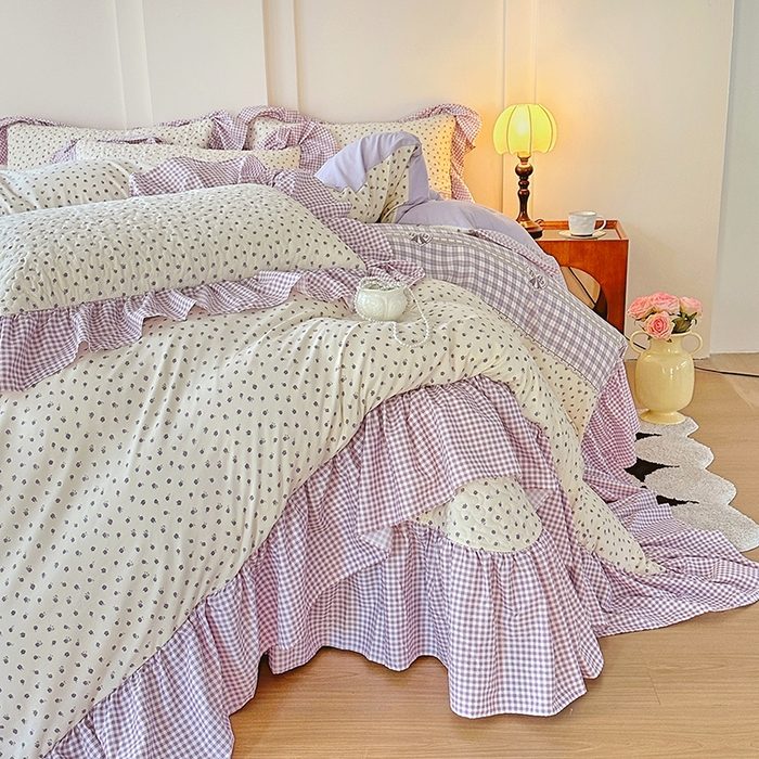 91家纺网 家纺一手货源 找家纺 易辰美 2025新款法式公主风夹棉床盖四件套 艾薇尔-紫