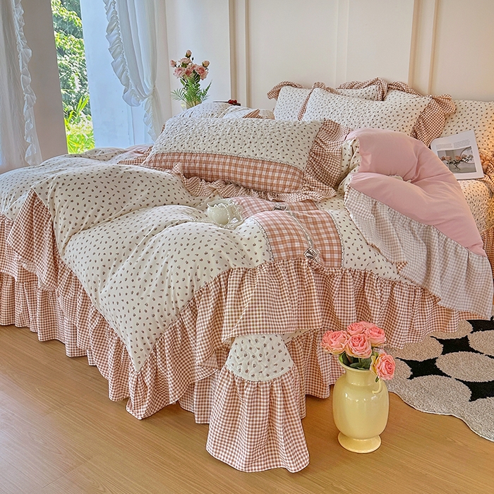 91家纺网 家纺一手货源 找家纺 （总）易辰美 2025新款法式公主风夹棉床盖四件套