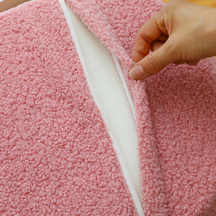 91家纺网 家纺一手货源 找家纺 诺可 2025新款泰迪绒记忆枕枕头枕芯-卡通款 泰迪绒猫肚枕-浅粉