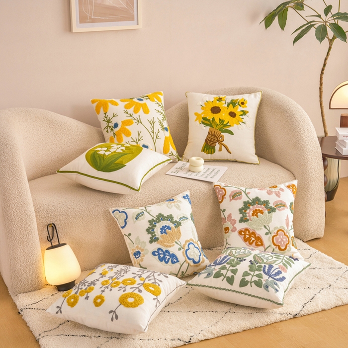 91家纺网 家纺一手货源 找家纺 诺可 2025新款田园风全棉毛巾绣刺绣抱枕枕头枕芯 组合图仅供参考