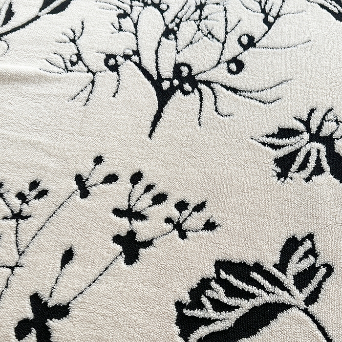 91家纺网 家纺一手货源 找家纺 芸锦豪 2025新款黑白阳离子舒棉绒云锦绒复合多功能毛毯 蝴蝶森林