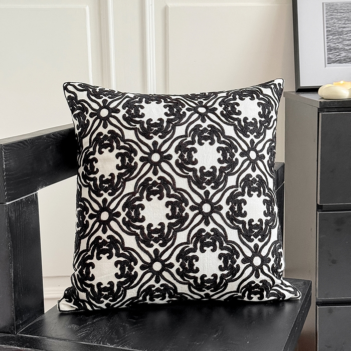 91家纺网 家纺一手货源 找家纺 （总）诺可 2025新款全棉黑白简约系毛巾绣抱枕枕头枕芯