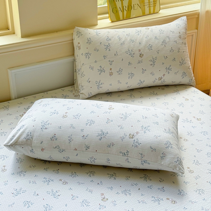 91家纺网 家纺一手货源 找家纺 眠多宝2025新款皱皱纱双层纱床笠三件套直播热款 草丛兔