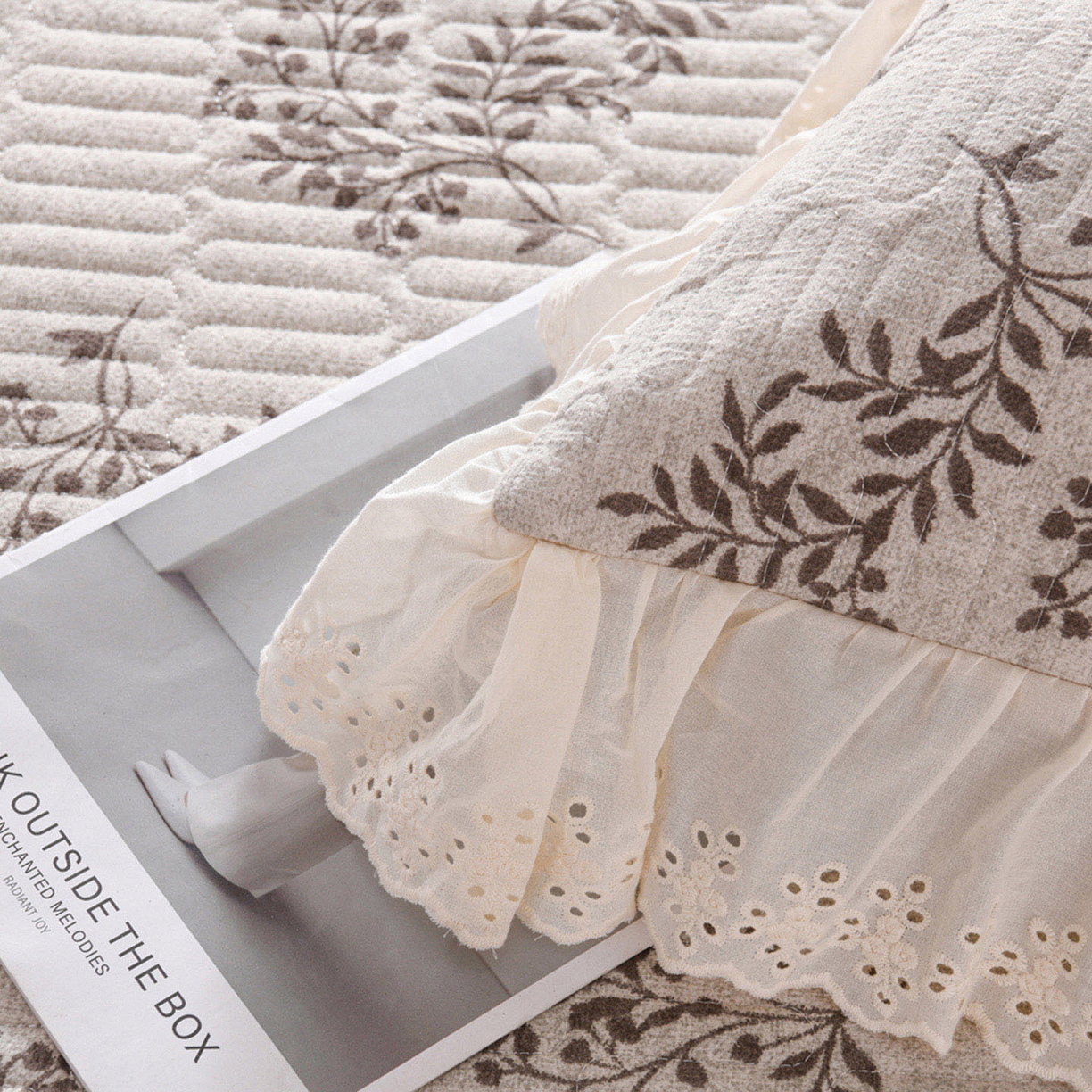 91家纺网 家纺一手货源 找家纺 （总）家之硕家纺 2025秋冬新款原麻亚麻皱皱纱复古印花单枕套枕套单件单品枕套